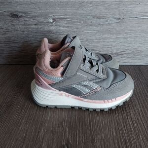 Reebok Classic Nylon Sneaker Shoe Size 6